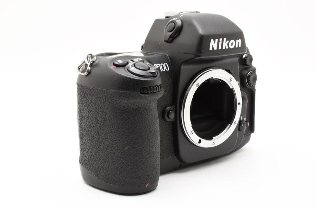 ニコン　Nikon F100 フィルムカメラボディ②