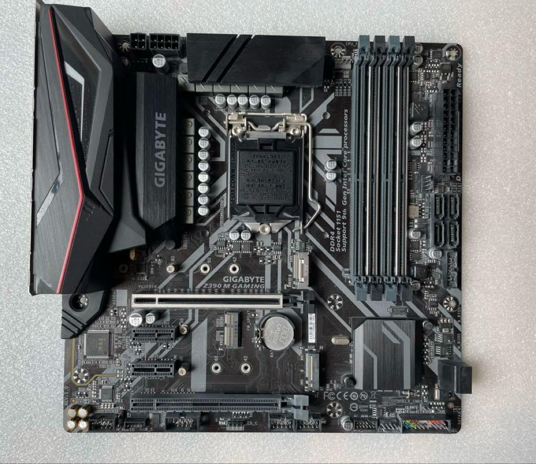 Gigabyte Z390 M Gaming M-ATX マザーボード