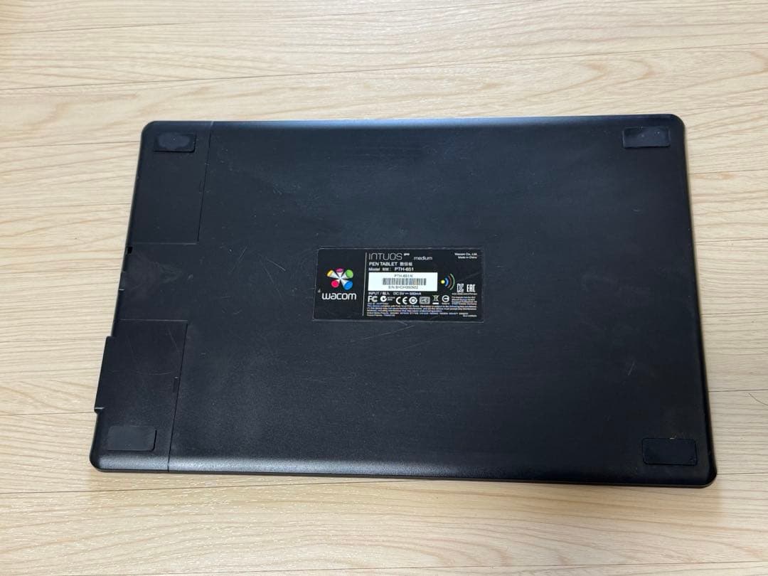 WACOM Intuos pro medium PTH-651 バッテリー付き