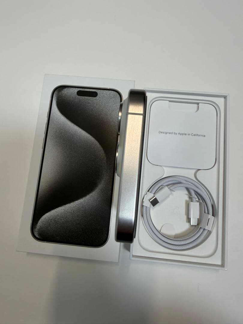 【美品】iPhone 15 Pro 128GB SIMフリー