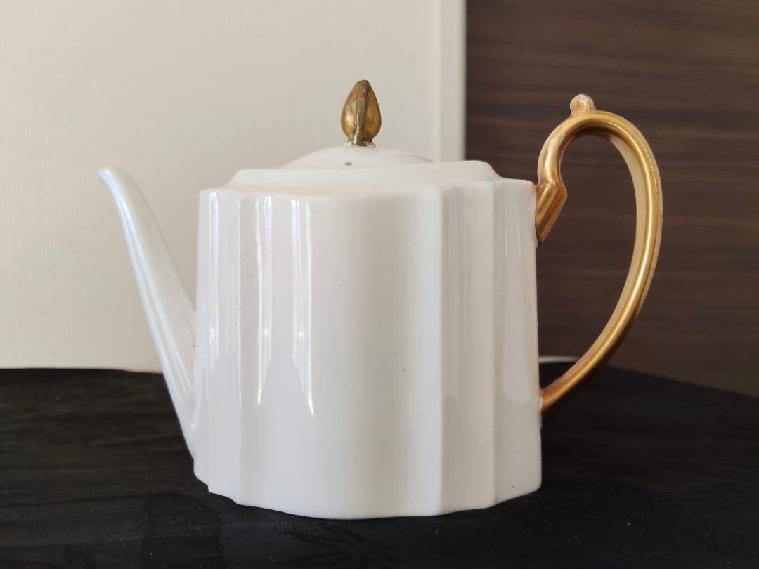 アンティーク（英）スタッフォードシャー wood & sons ウッド＆サンズ