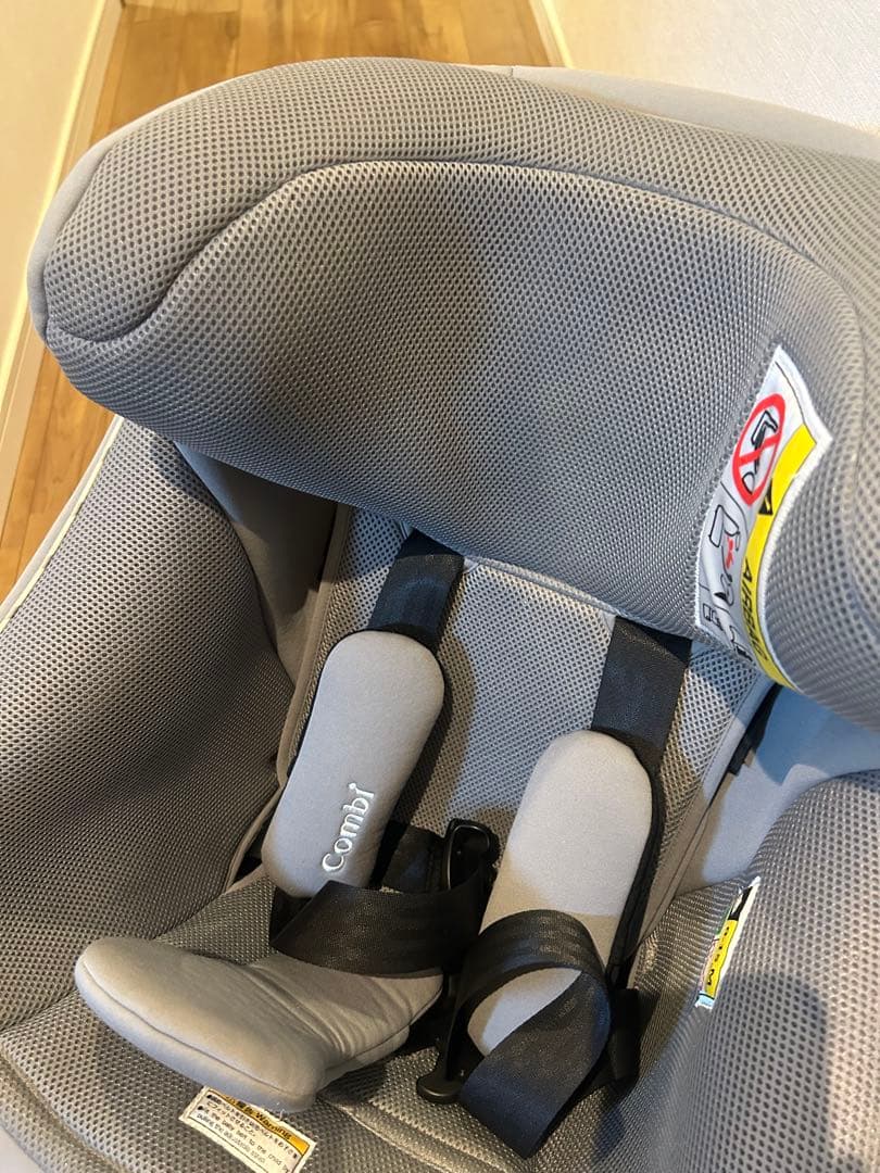 【極美品】 Combi クルムーヴアドバンス ISOFIX　JP-590付属品有