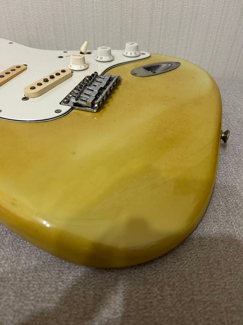 フェンダー　Japan ST-72 95DM スキャロップ フジゲン Fシリアル