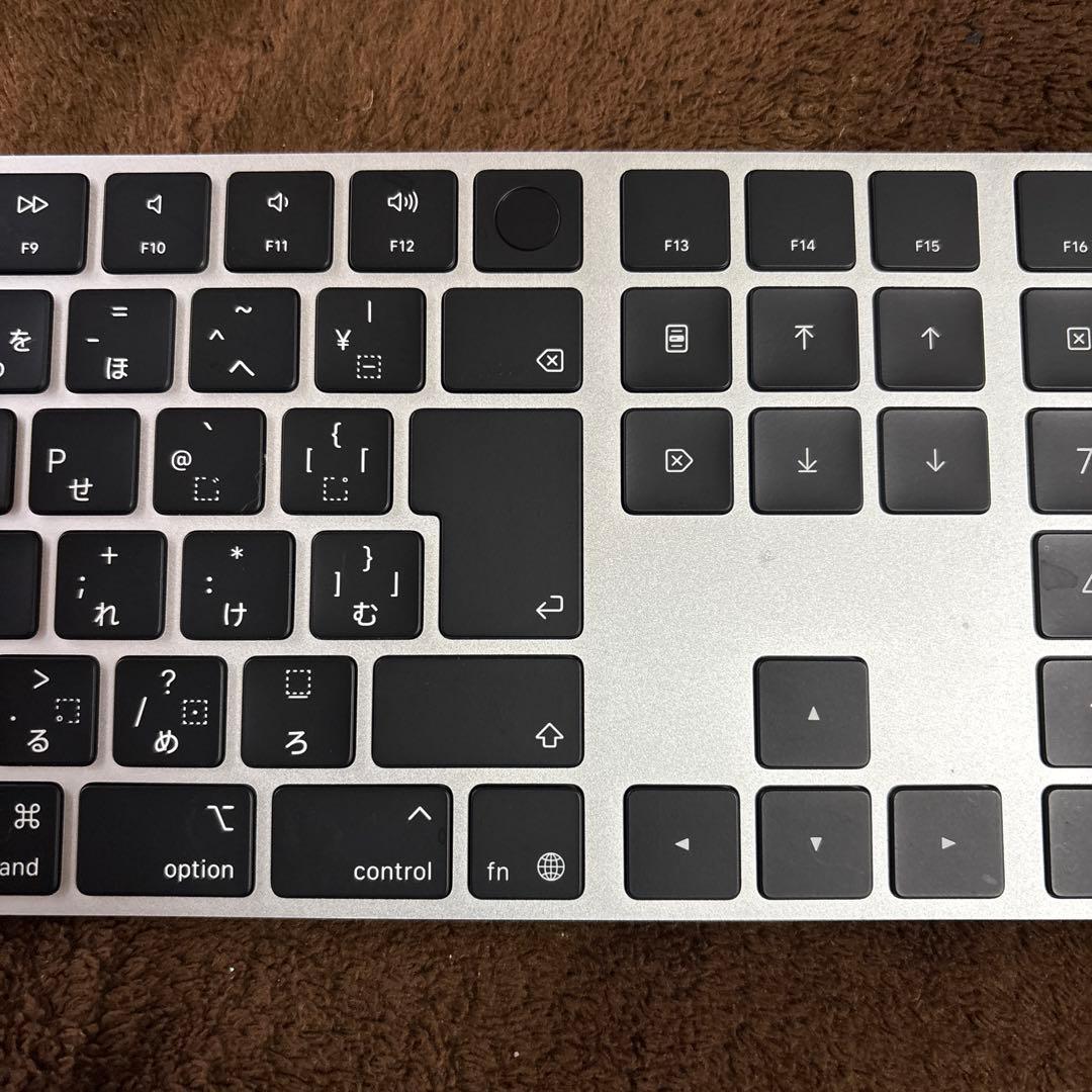 キーボード Apple Touch ID Magic Keyboard