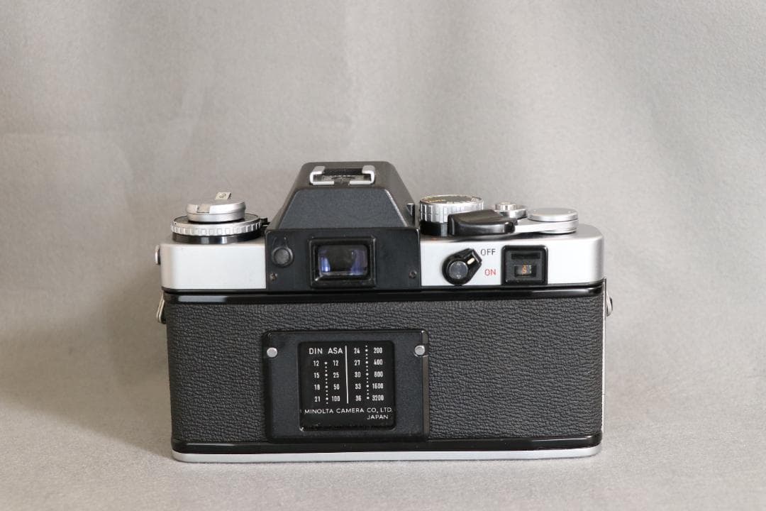 ミノルタXE銀ボディ