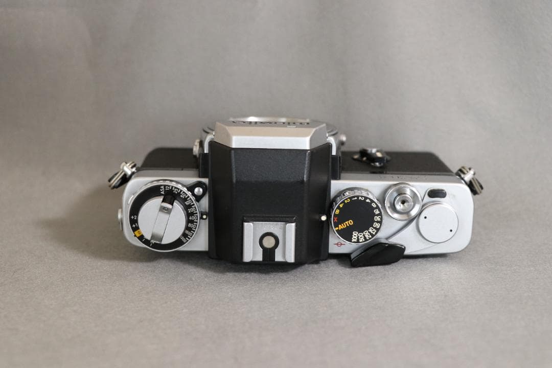 ミノルタXE銀ボディ