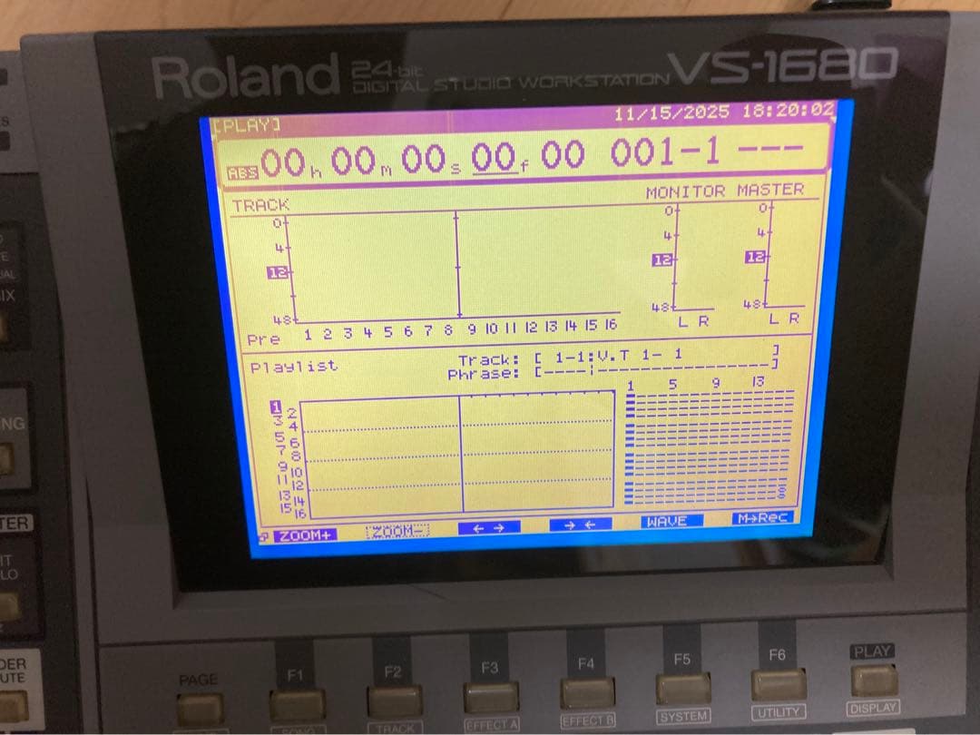配信機器・PA機器・レコーディング機器 Roland VS-1680 VXpanded