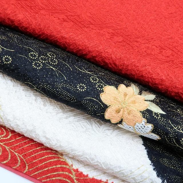 Y3496◇美品 正絹 総絞り 金駒刺繡 手縫い仕立て 成人式 振袖