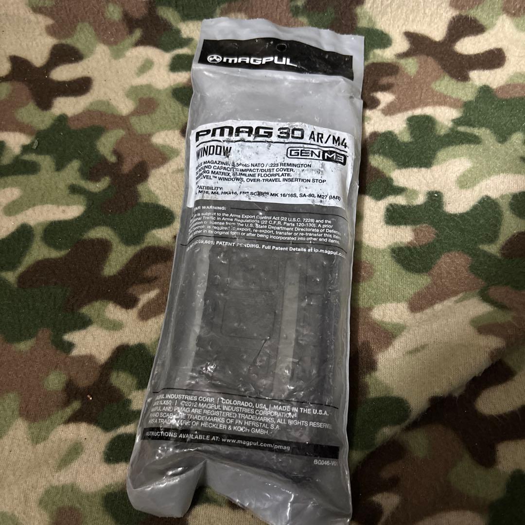 新品　未使用　米軍実物　MAGPUL PMAG 30 窓付き　マグプル　ブラック