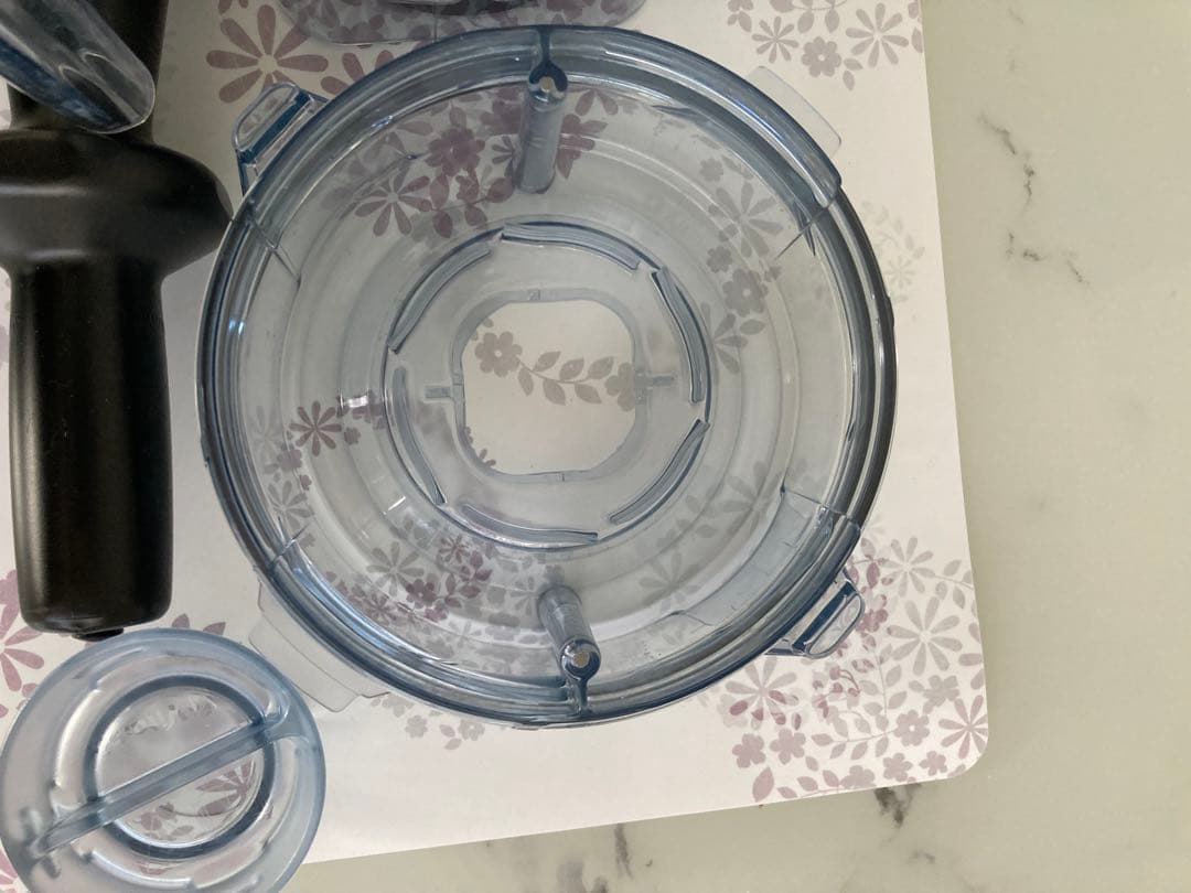 にゃんまる様へ　　Vitamix V1200i （ホワイト）