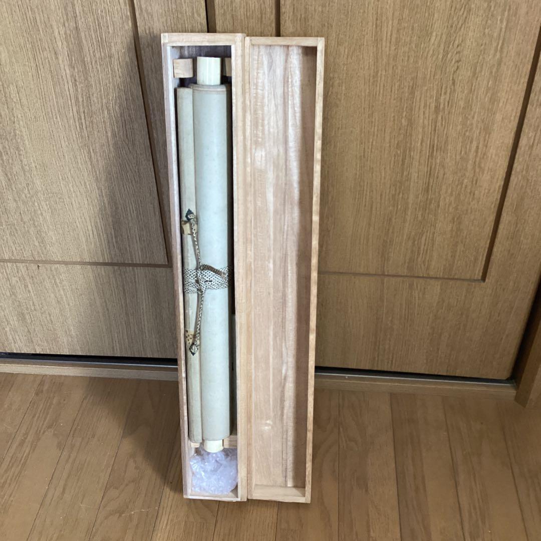 圭舟筆紙本　【芍薬に小禽図】　彩色画　掛け軸一幅　未鑑定品