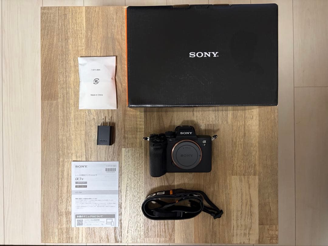 【美品】SONY α7 IV ボディ ILCE-7M4 / 付属品完備