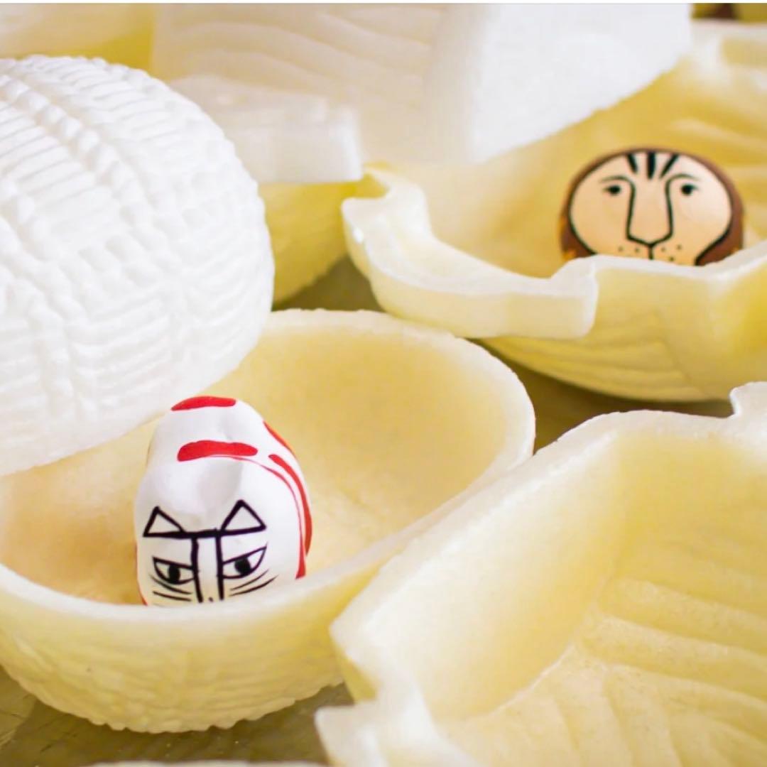 :::金沢　　落雁諸江屋　福徳煎餅　福徳せんべい　コラボ　リサ・ラーソン　土人形