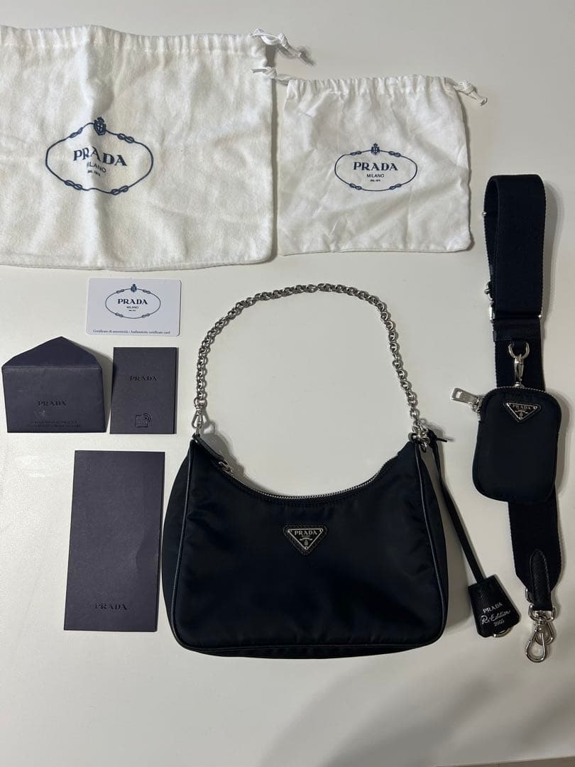 ゆみ　PRADA Re-Edition 2005 Re-Nylon バッグ