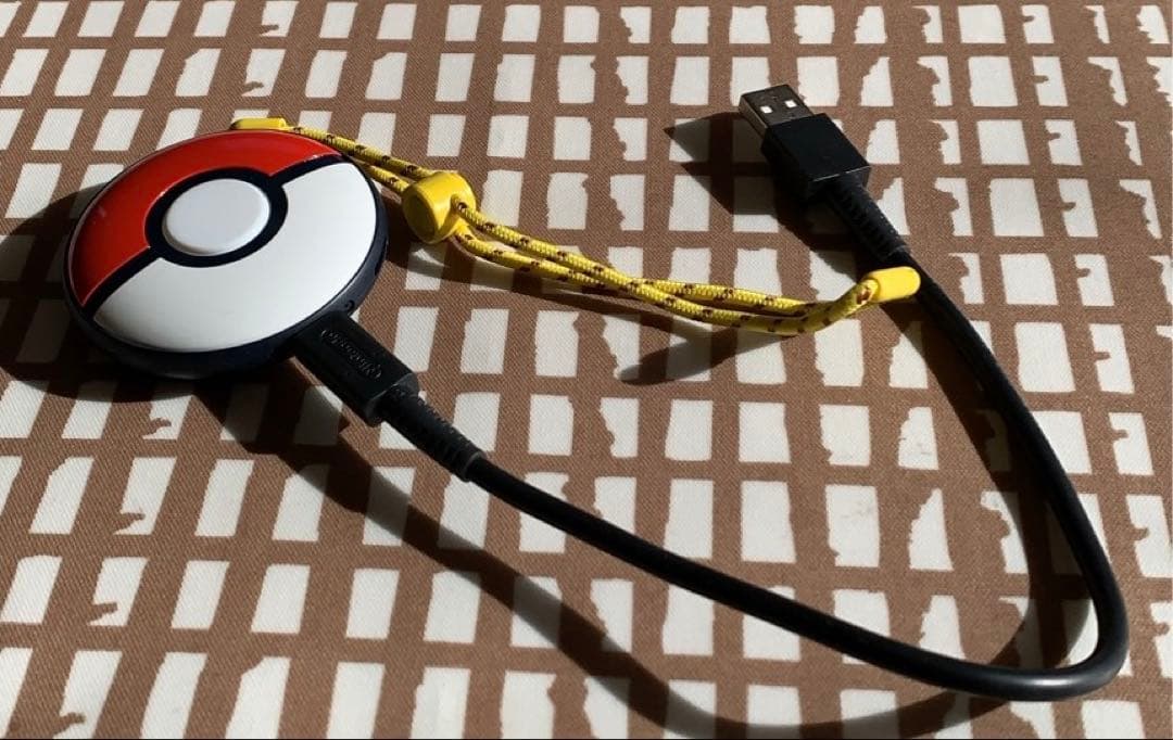 Nintendo Pokemon GO Plus + ポケモン