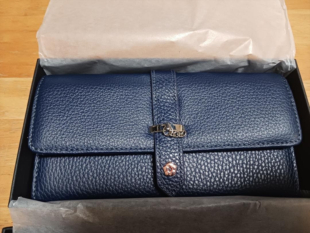 「ブルーロック」 凪誠士郎 イタリアンレザー長財布