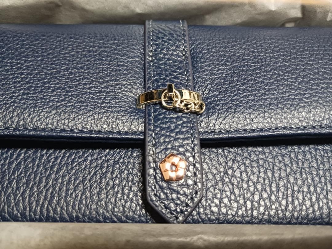 「ブルーロック」 凪誠士郎 イタリアンレザー長財布