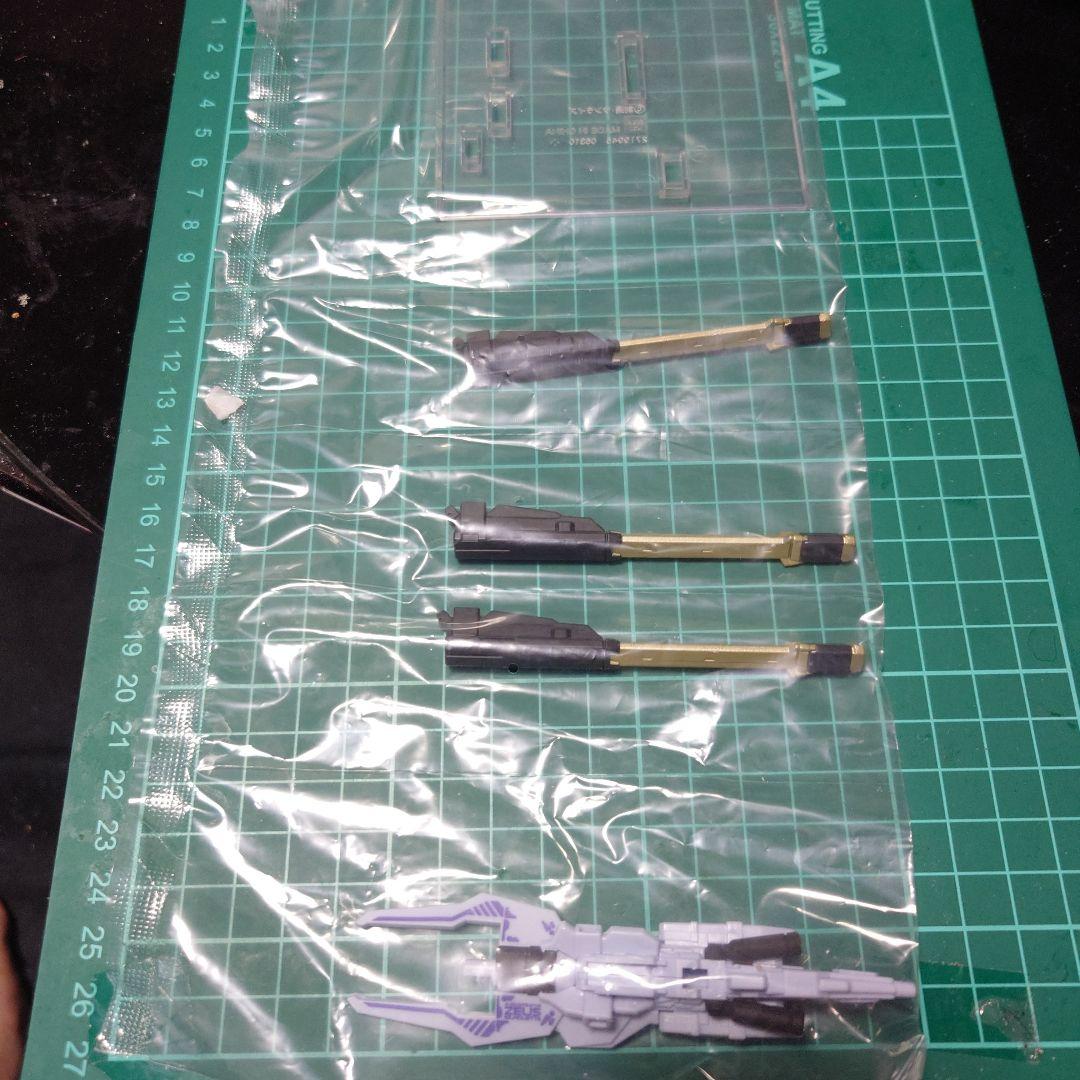 GUNDAM CONVERGEディスティニーガンダムspecⅡ＆ゼウスシルエット