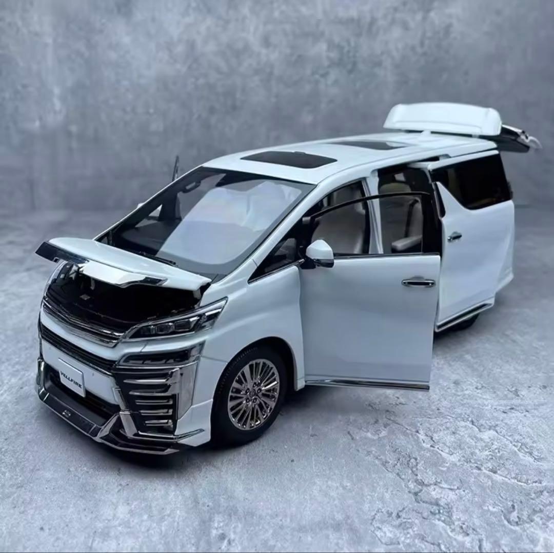 トヨタ ヴェルファイア 1/18 ダイキャストモデルホワイト ミニカー