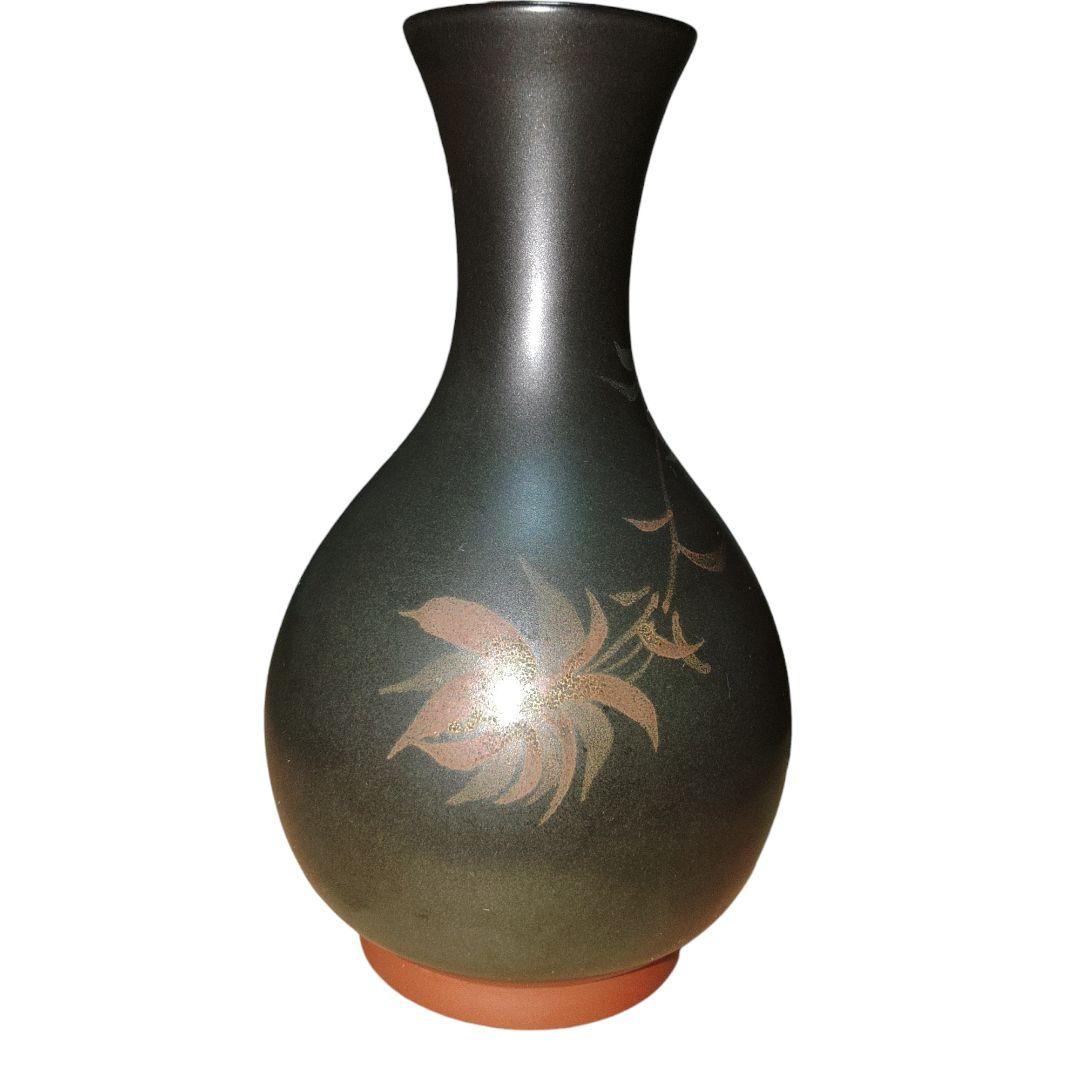 佐渡無名異焼　人間国宝　伊藤赤水　草花文花瓶