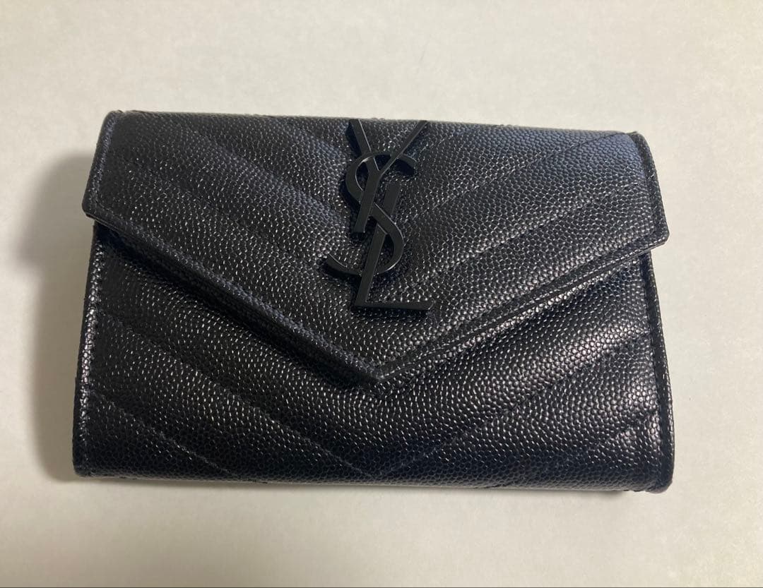 さちょり ページ　SAINT LAUREN ケース