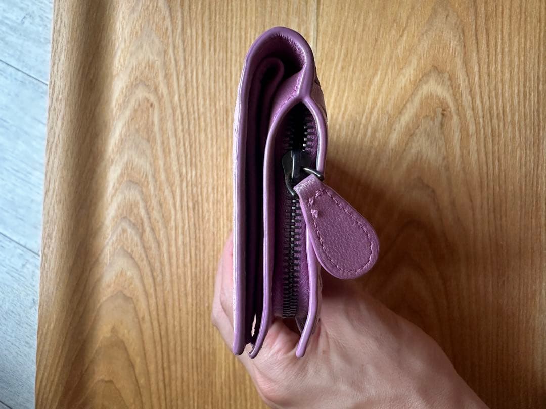 ボッテガヴェネタ　二つ折り財布　レザー