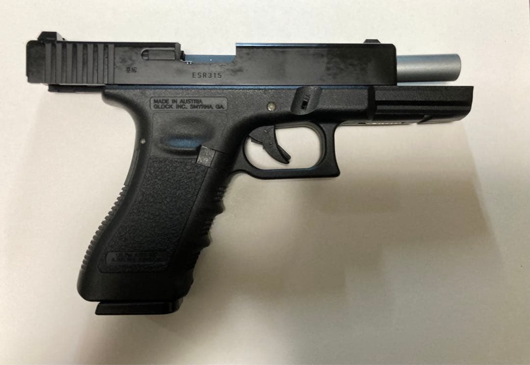 東京マルイGlock 18C ガスブローバック　セミカスタム　2丁拳銃　グロック