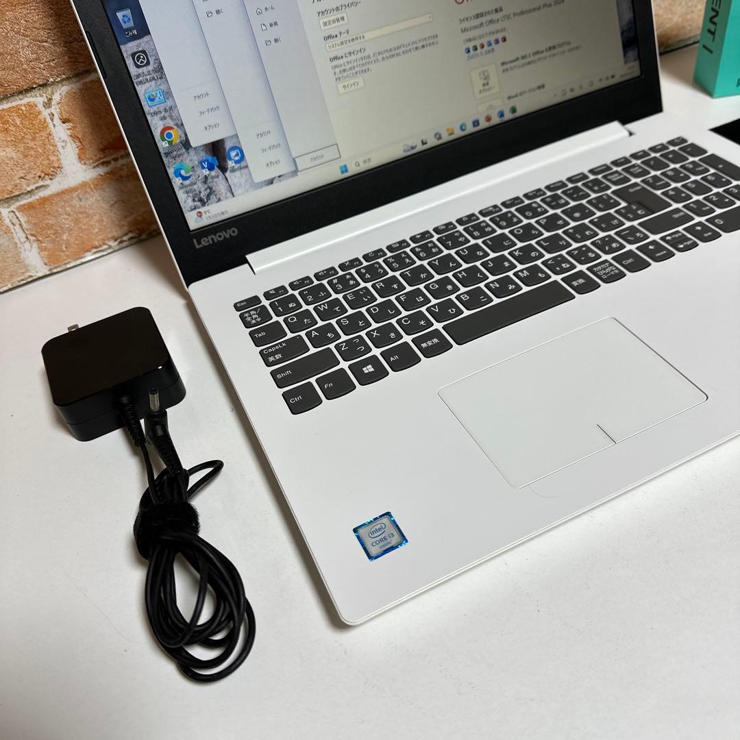 美品LENOVOノート PC SSD256GBメモリ8GB Windows11