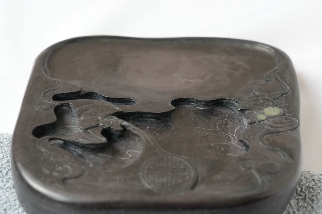 福 縁起物 蝙蝠文高彫 硯 眼 細工 コウモリ 雲海 年代美品 端渓 五福 幸運