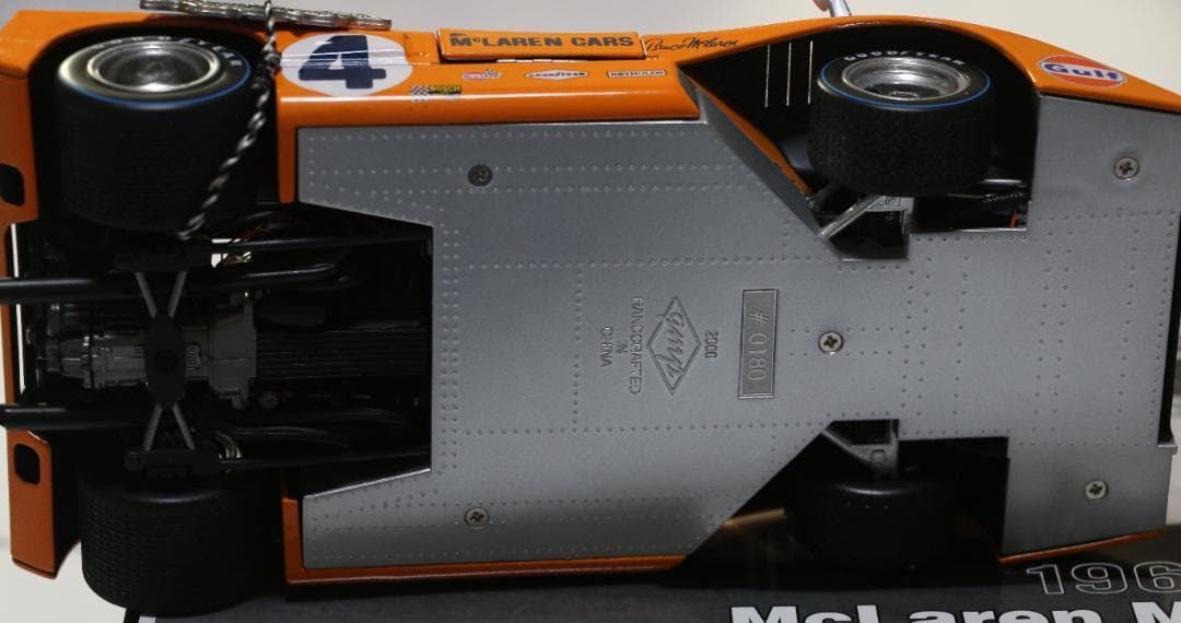 超貴重　GMP製１／１８ マクラーレン・シボレーＭ８Ｂウィング１９６９カンナム
