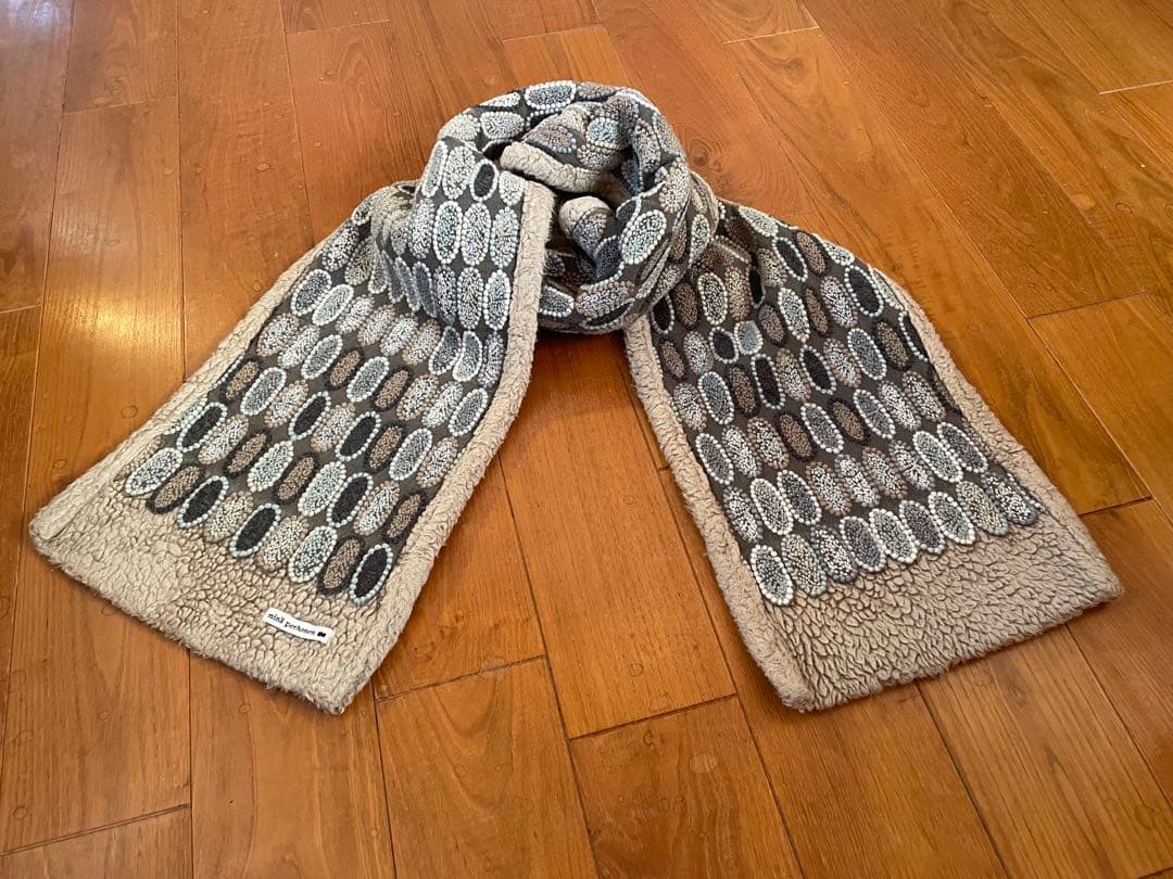 ミナペルホネン tarte タルト 刺繍マフラー グレーmix