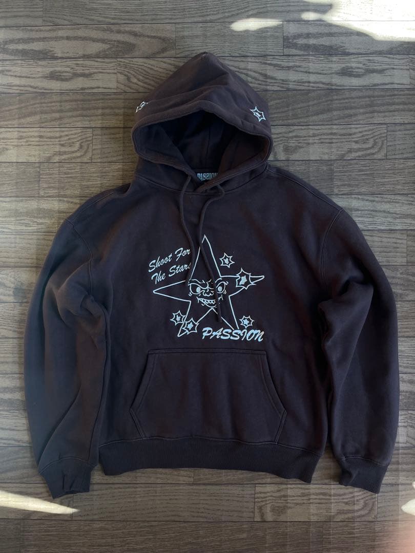 passion hoodie ほぼ新品未使用品
