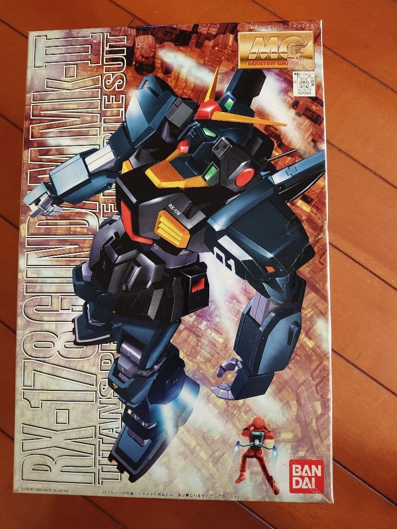 計９点セット売り パーフェクトグレード・マスターグレード ガンダムプラモデルなど