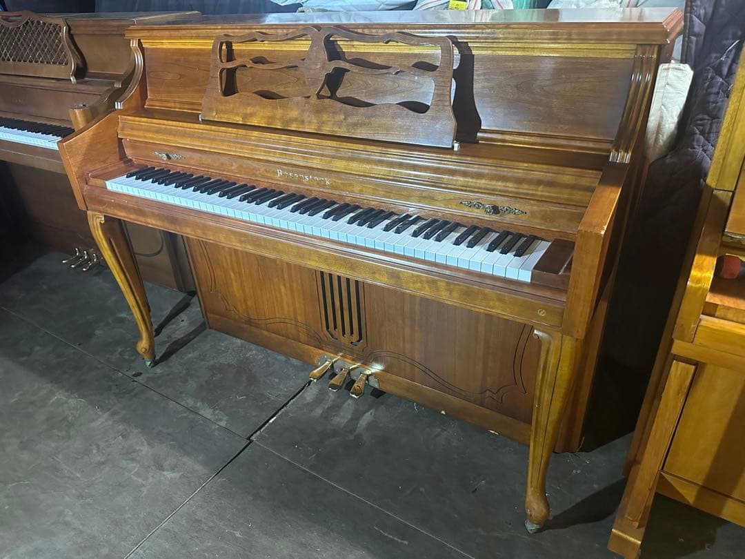【新年特価】Rosenstock R-606 アップライトピアノ