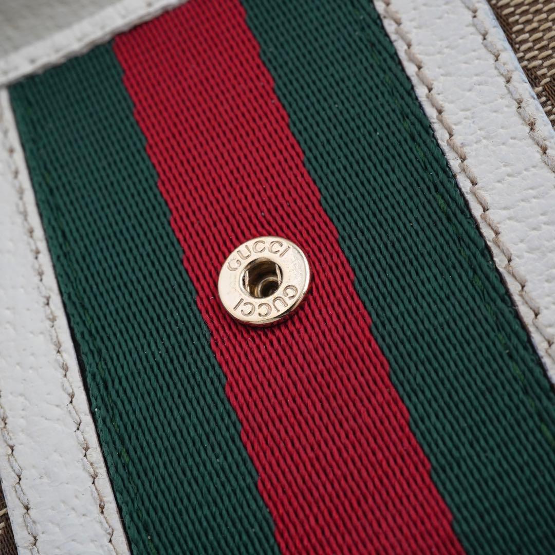 ✨未使用展示品・箱付き✨　GUCCI ミニ財布　シェリーライン　GGライン シマ