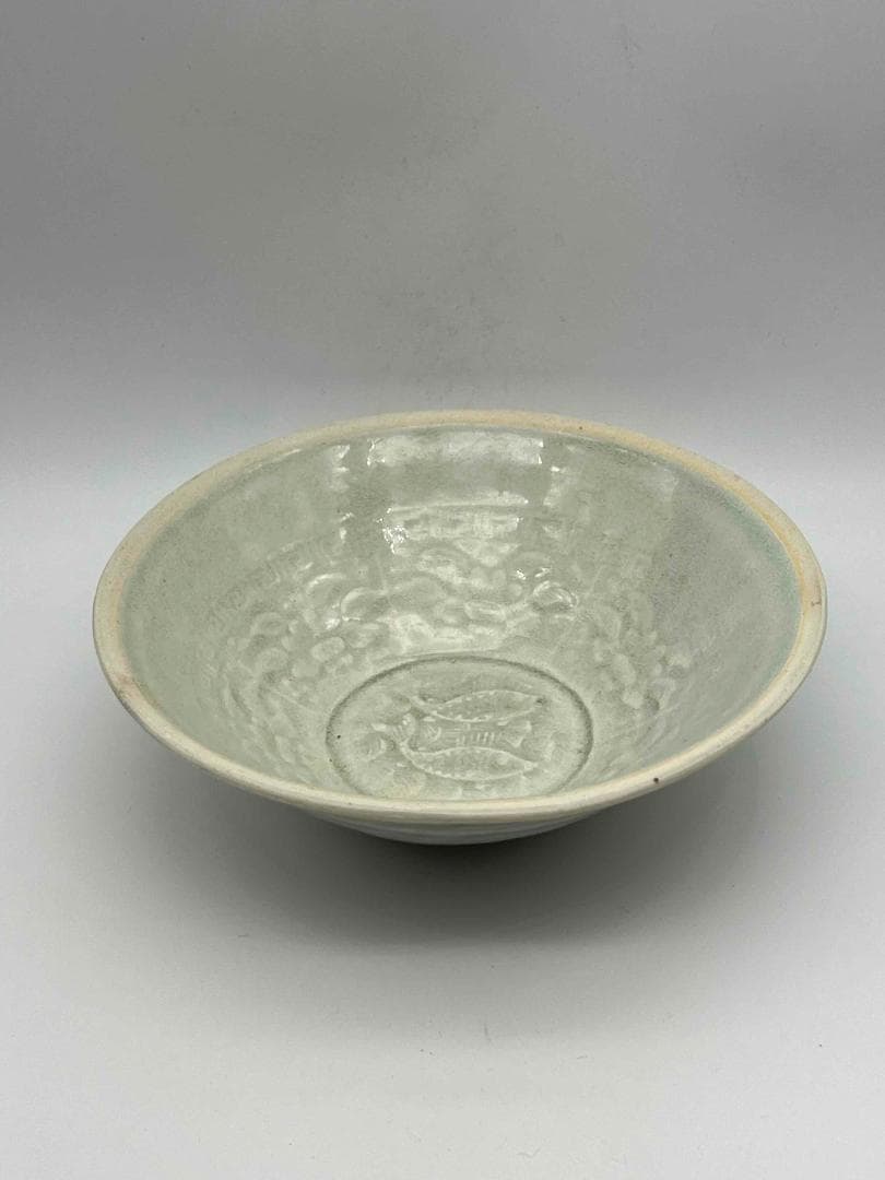 北宋時代　青白磁刻花魚藻文輪花鉢　盞　茶碗　景徳鎮　影青　唐物(E-49)