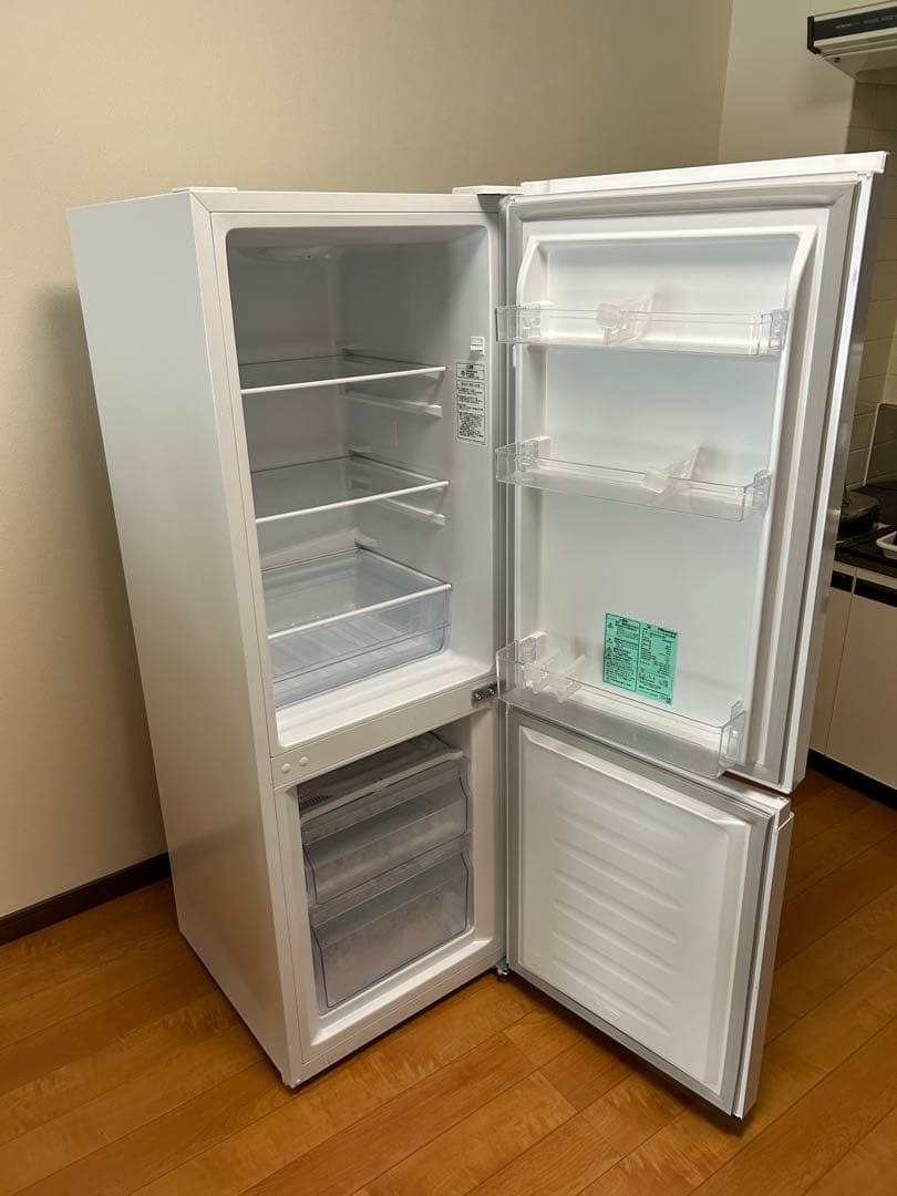 よだまる様専有　Hisense 2ドア冷蔵庫 HR-D1701IW