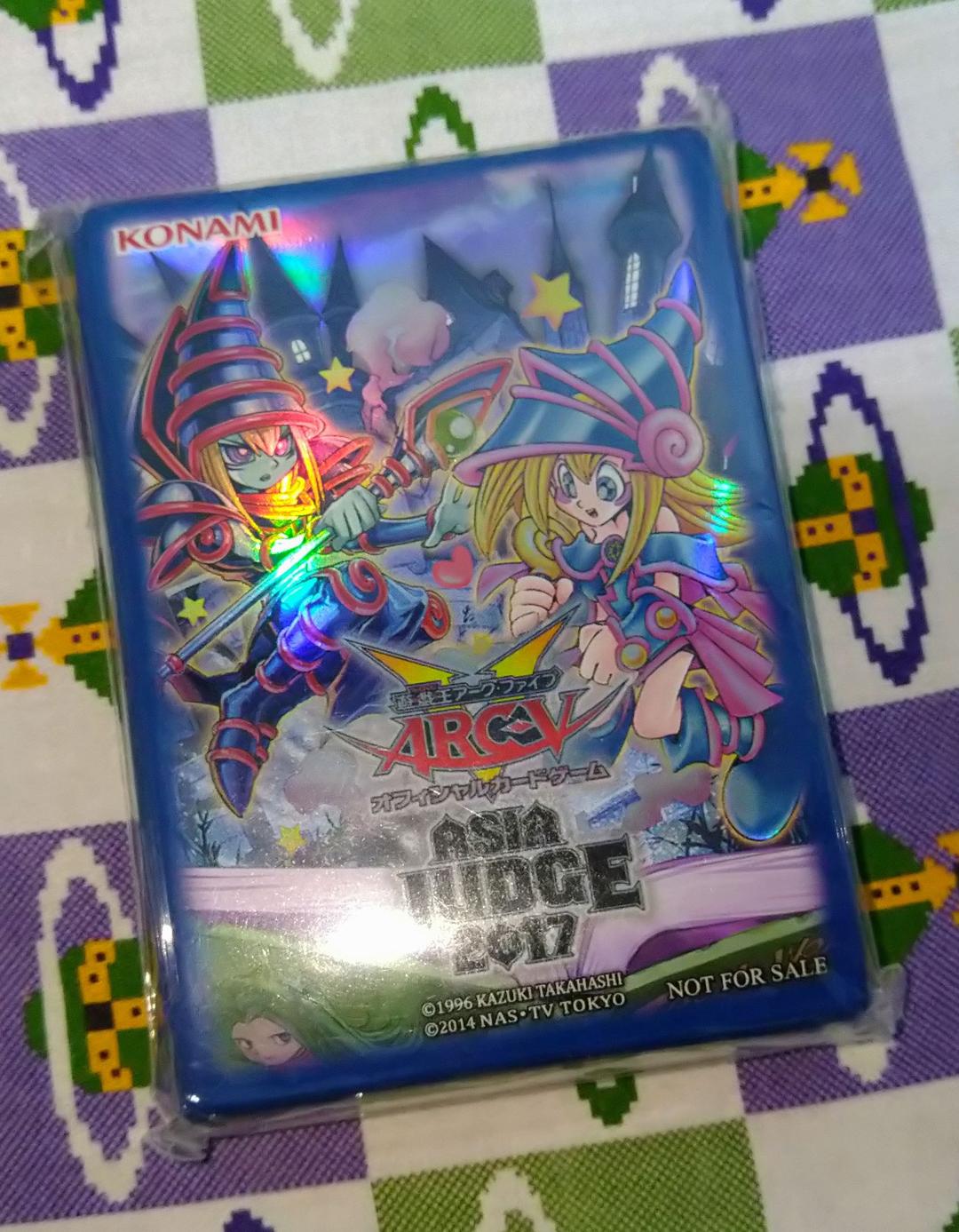 遊戯王 トゥーン スリーブ ジャッジ