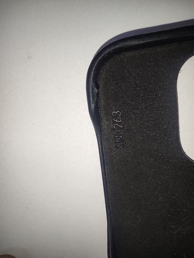 Louis Vuitton iPhone15proケースモノグラム 美品