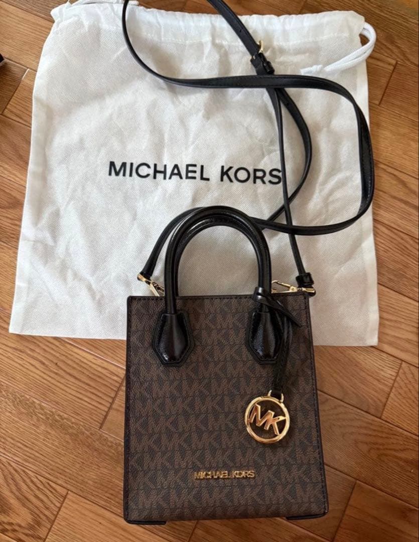 MICHAEL KORS バック ま♥プロフ必読