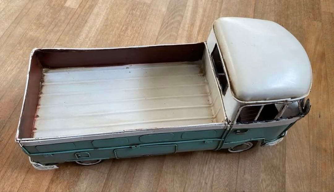 ワーゲンバス風 ブリキ製 ミニカー インテリア雑貨　①