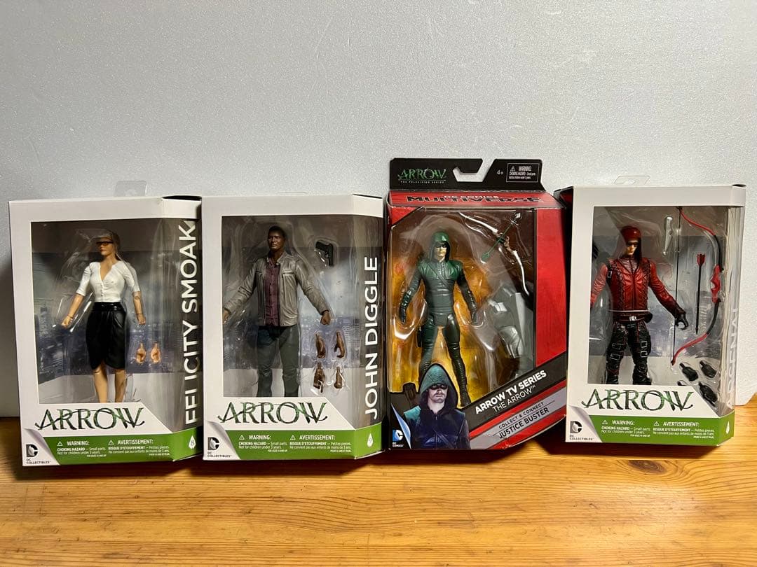 DC アロー ジョン・ディグル フェリシティ・スモーク アーセナル フィギュア