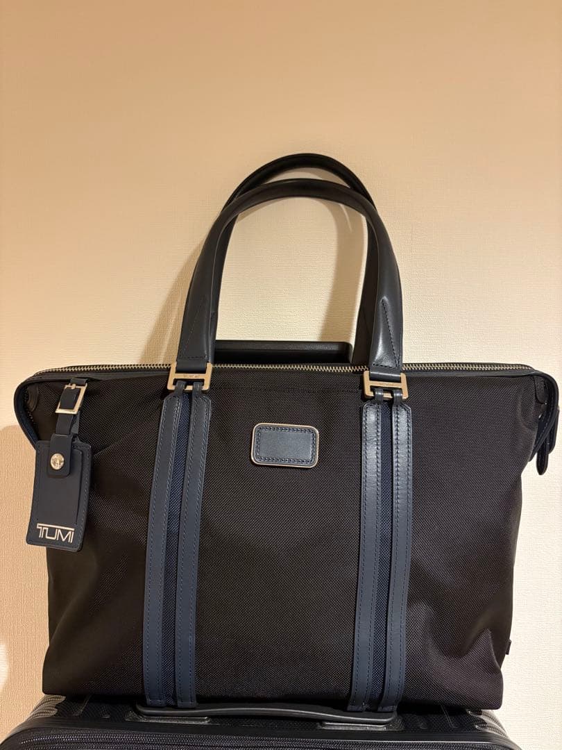 美品 TUMI トゥミ 68416DNYE トートバッグ ネイビー正規店購入