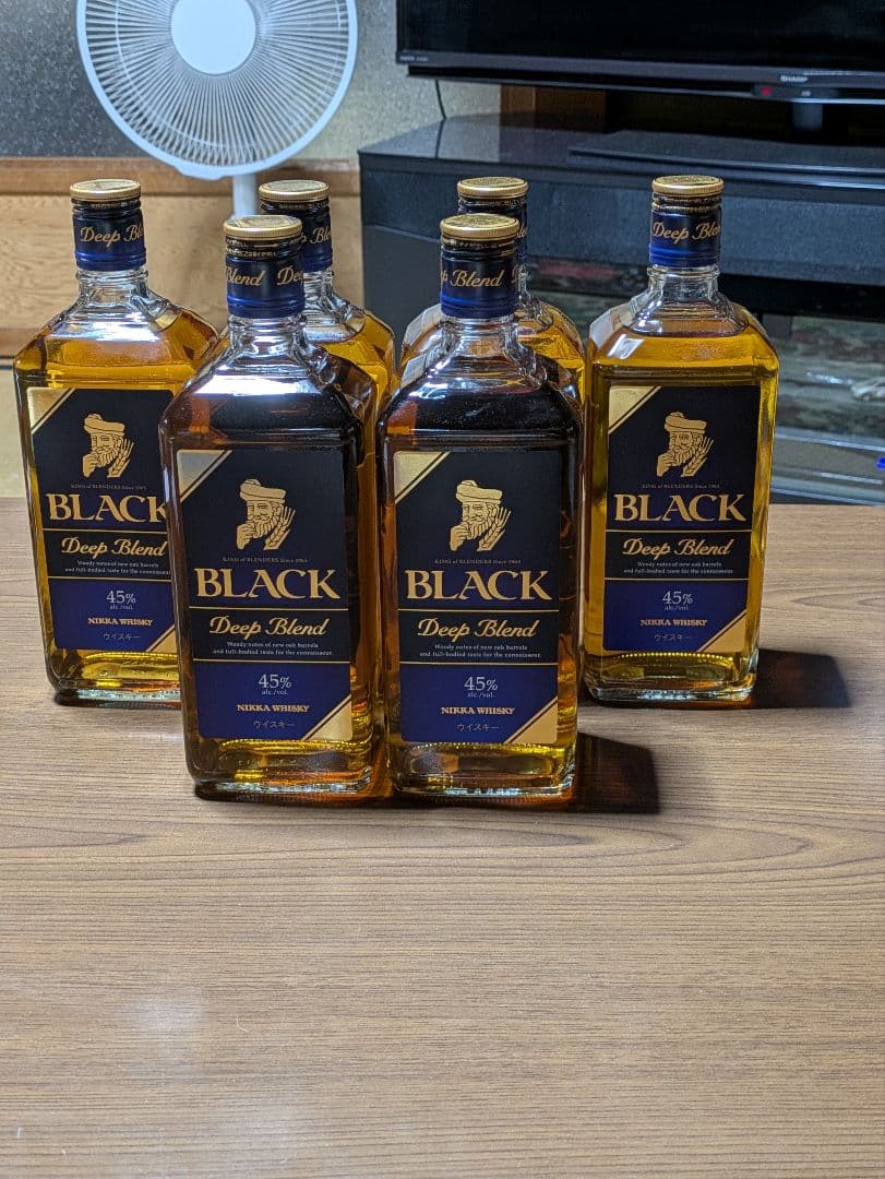 【新品未開封】ブラックニッカ ディープブレンド 700ml 6本セット