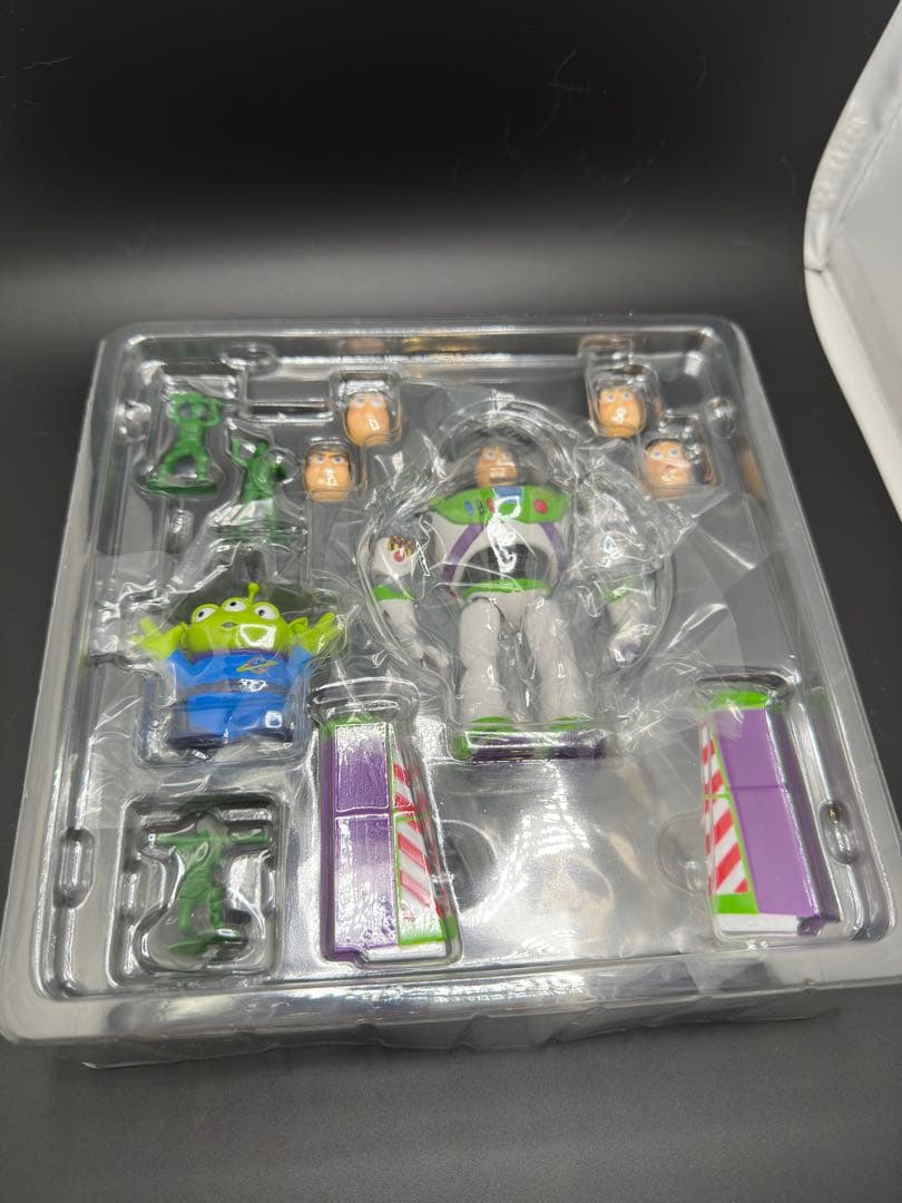 リボルテックトイ・ストーリー ウッディ バズ・ライトイヤー ジェシー 3体