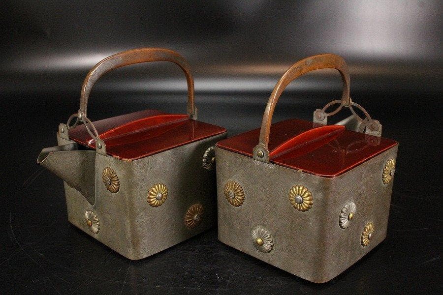 銅製 金銀菊紋 散らし 四方 銚子 酒器 一対 旧家蔵出