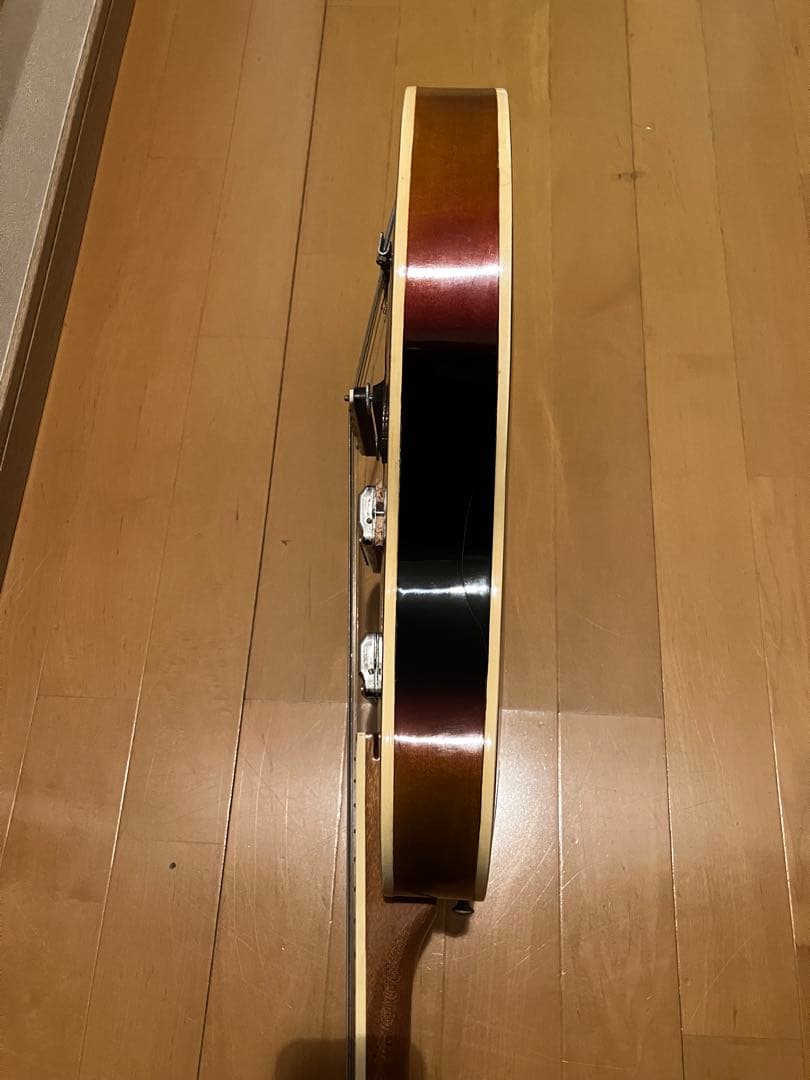 年式不明　モデル名不明　kawaiフルアコ