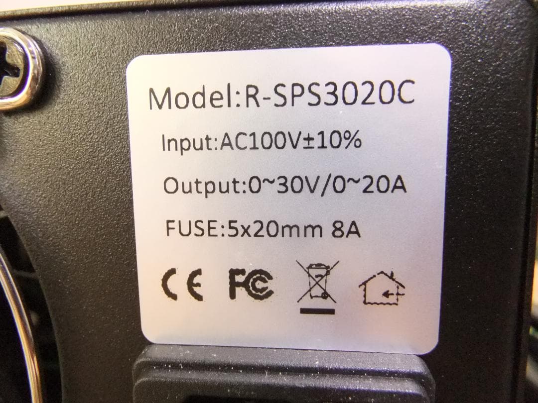 ☆最終値下！RUZIZAO　30V20A安定化電源　R-SPS3020C（現状）