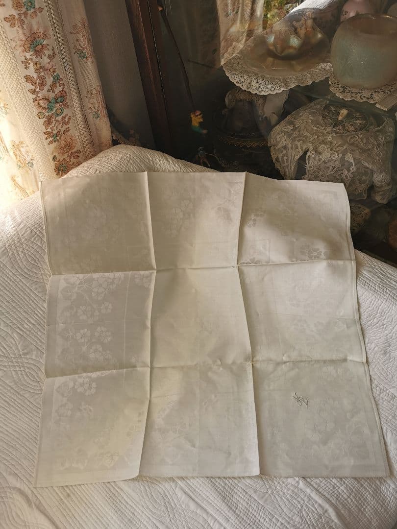 アンティーク ダマスク織 リネン 桜草 プリムラ 紫陽花風 イニシャル刺繍クロス