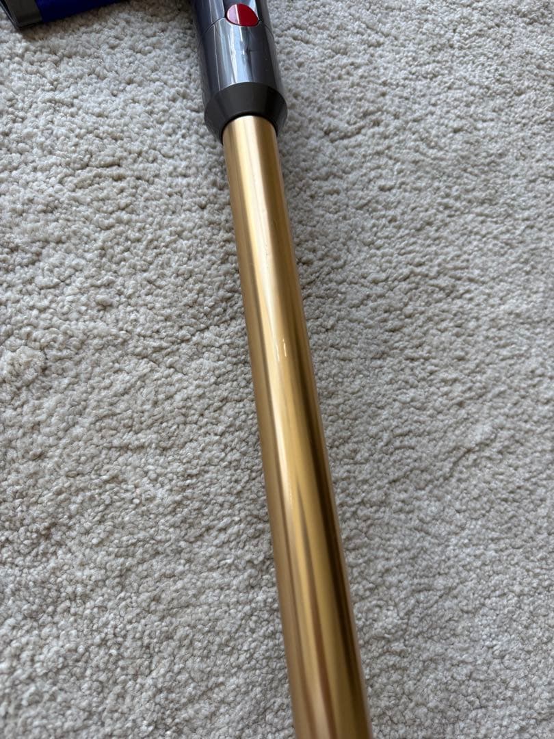 Dyson V8 Slim Fluffy ゴールド 掃除機 ダイソン